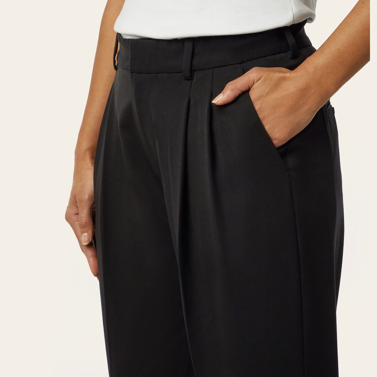 Signature Suit - Black