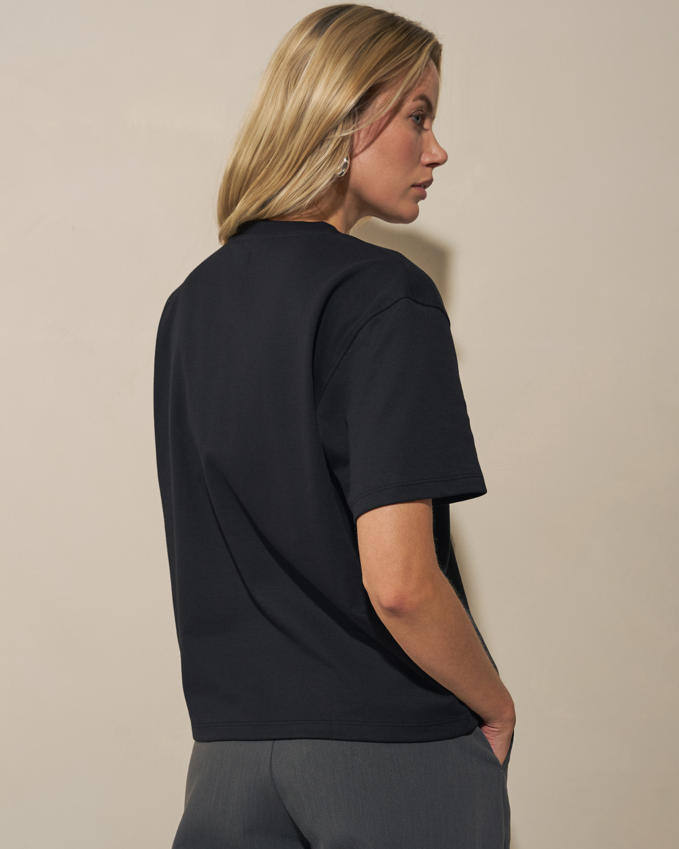 Gen 1: Boxy T-shirt - Black
